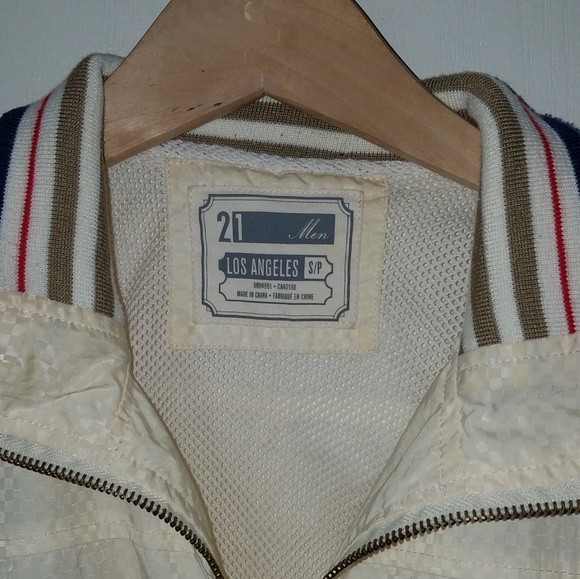 Spring lightweight jacket - Picture 2 of 3